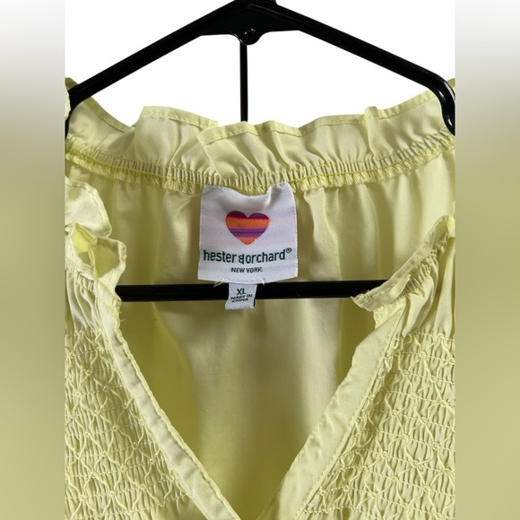 Hester & Orchard yellow button down blouse - Picture 3 of 4